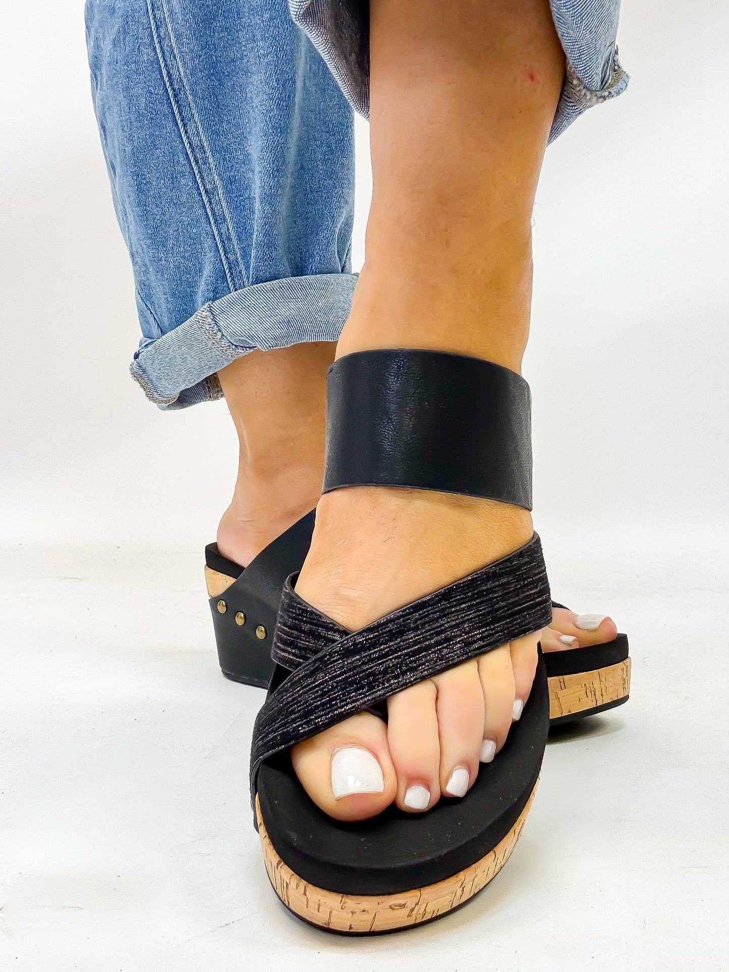 Adele™ – Black Wedge Sandals